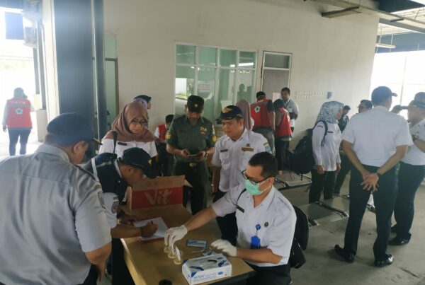 Rampcheck dan Test Urine terhadap Awak Armada Bus Terminal Pondok Cabe