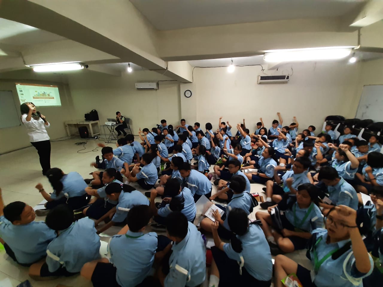 Seminar Bahaya Penyalahgunaan Narkoba oleh BNN Kota Tangerang Selatan di SMP Candle Tree Seminar Bahaya Penyalahgunaan Narkoba oleh BNN Kota Tangerang Selatan di SMP Candle Tree
