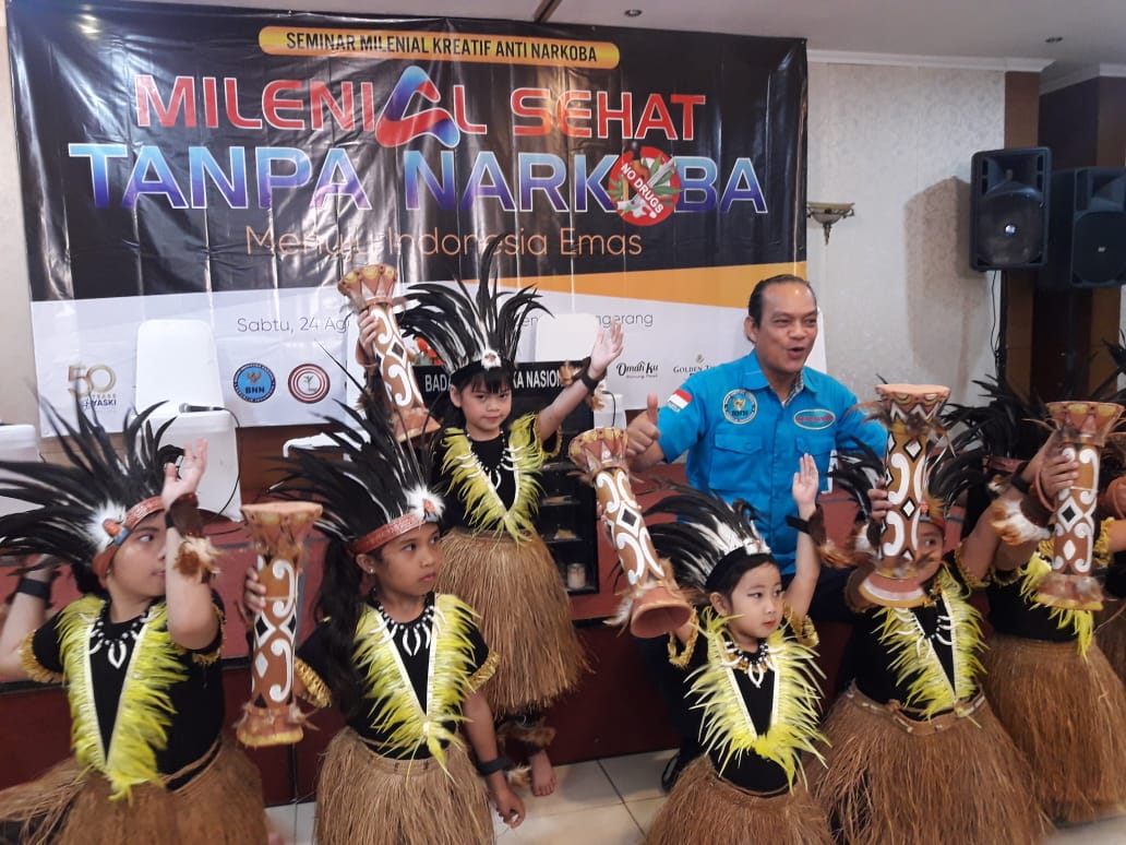 BNN Kota Tangerang Selatan Hadiri Seminar Creative Bertajuk "Millenial Sehat Tanpa Narkoba Menuju Indonesia Emas" BNN Kota Tangerang Selatan Hadiri Seminar Creative Bertajuk "Millenial Sehat Tanpa Narkoba Menuju Indonesia Emas"