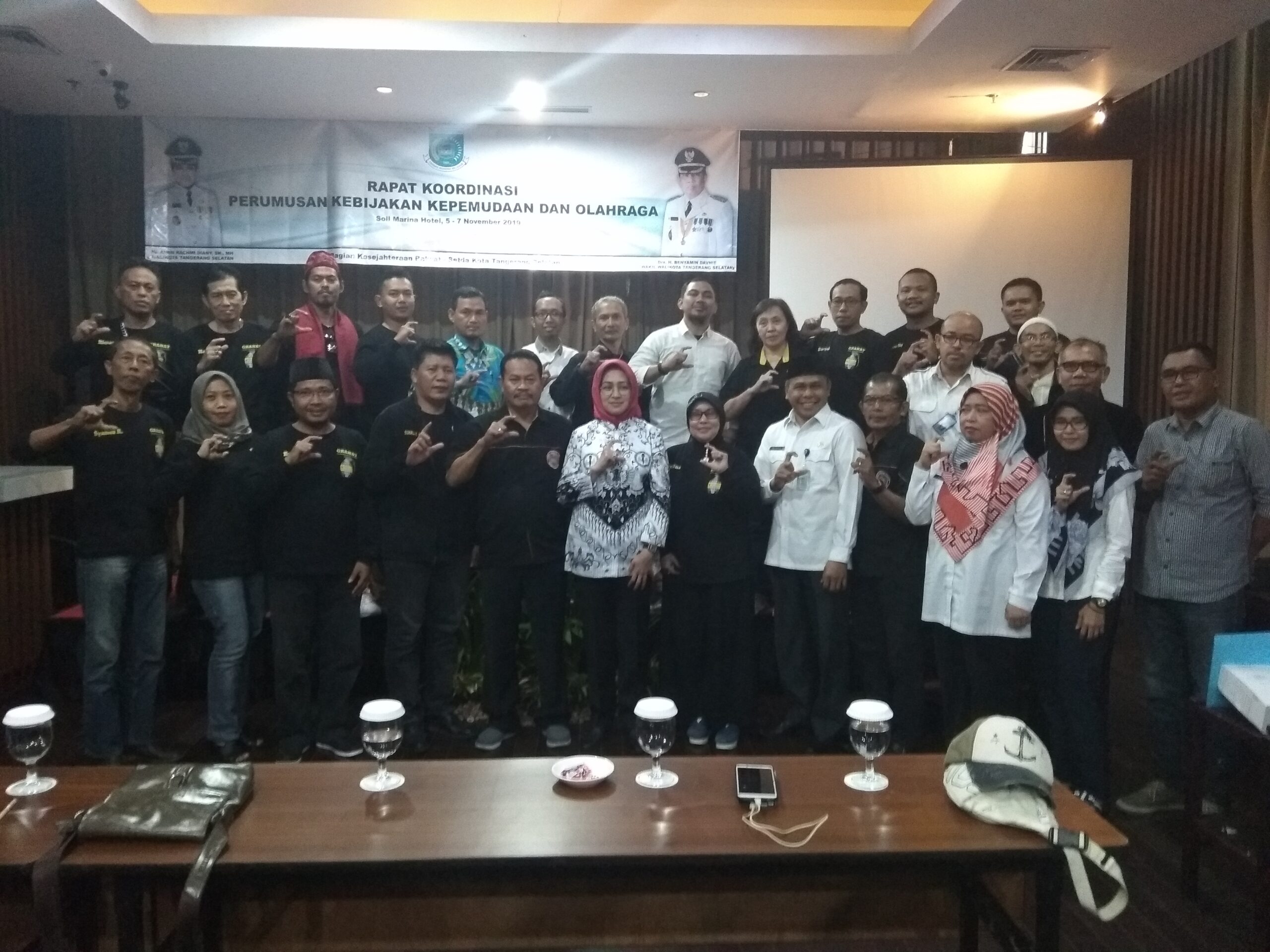 Rapat Koordinasi Perumusan Kebijakan Kepemudaan dan Olahraga Kota Tangerang Selatan Rapat Koordinasi Perumusan Kebijakan Kepemudaan dan Olahraga Kota Tangerang Selatan