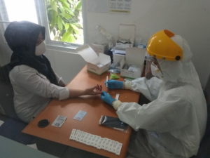 Cegah Penularan Covid-19, Personil BNN Kota Tangsel mengikuti Rapid Test Covid-19